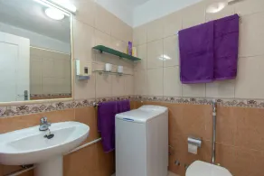 Appartement hôtel 1 chambre à Costa Adeje, à quelques minutes à pied de la plage, des magasins et des restaurants - Image 3