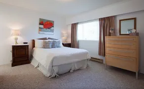 Sidney Beachfront em Roberts Bay, perto de Victoria B. C. - Image 5