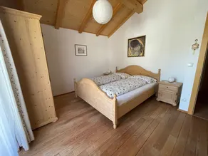Ferienhaus 'Mendelhaus' mit Bergblick, Privatem Garten und WLAN - Image 3