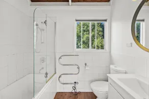 Quiet, cozy and calm 3 bedroom house. - Image 2