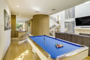 < 2 Mi to Galleria: Spacious Houston Home! - Image 3