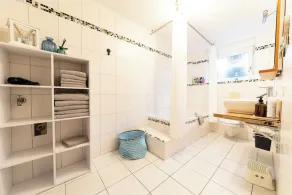 Cozy Holiday Apartment Near Europa-Park & Rulantica Accommodates Up to 6 Guests! - Image 4