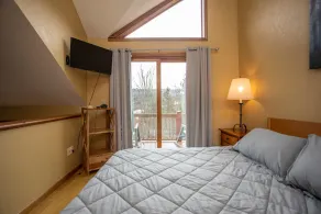 SPACIOUS TOWNHOME, GREAT SLOPE VIEWS - PERFECT FOR YOUR OUTDOOR GETAWAY! - Image 4