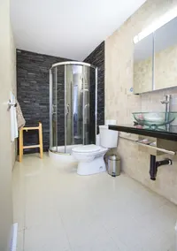 Lake Winnipeg  luxury Beach House with hot tub - Image 4