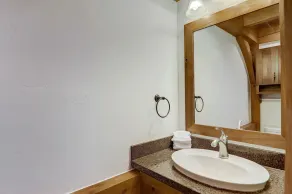 Luxury Lodge w/ Sauna + Hot Tub, Near Asheville | Inc. Biltmore Pass - Image 4