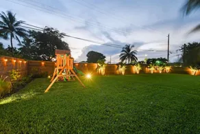 Luxury Unique Property 4-3 - Entire House - Heated Pool - Lg Yard - Image 2