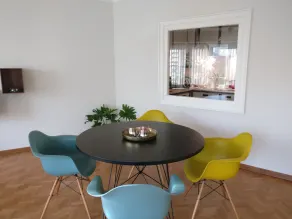 je rustige pied-à-terre met uitzicht op het park en private fietsenbergplaats - Image 5