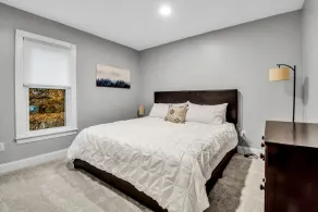 Fully renovated house in a highly walkable neighborhood; close to all! - Image 4