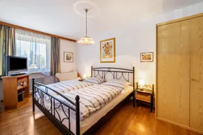 Appartamento \"Im Haus Stöckl\" con vista sulle montagne, giardino, terrazza e Wi-Fi - Image 5