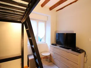 LA BOURBOULE - Apartamento T3 con terraza, cerca centro, 5 personas - Image 2