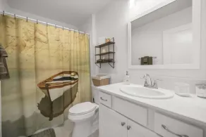 Large 3 bedroom with Golf Cart - Image 5