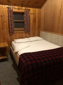 Lakeside Cabins - Cabin # 1 - Image 5