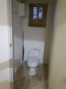 Nice room near the beach - Image 4