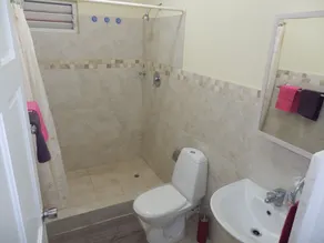 Appartamento con vista sull'oceano e piscina per bambini sulla sua spaziosa terrazza sul tetto - Image 3