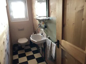 Chalet i Schweiz, 10 minuter från backarna - Image 3