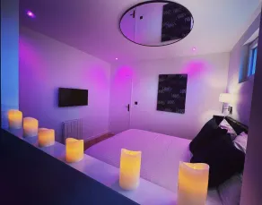 Léa Room - Romantic B&B - Image 3