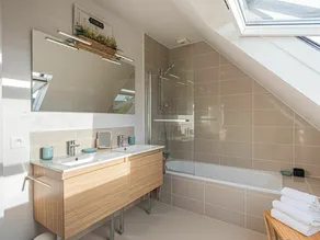 Schönes alleinstehendes Ferienhaus für 6 Personen mit  W-LAN, TV und Terrasse - Image 2