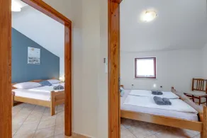Apartment Nini with Balcony - Image 5