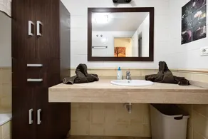 Ferienwohnung \"Casa Fran\" mit Bergblick, Gemeinschaftspool und WLAN - Image 3