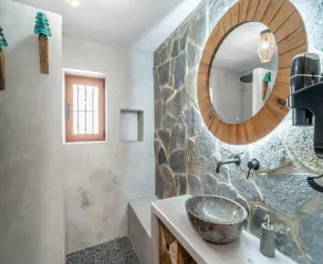 Charming Farmhouse With Private Pool - Image 3