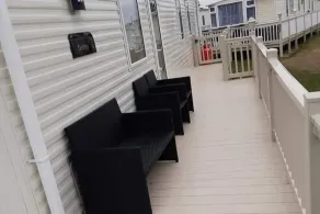 Inviting beautiful 3-Bed Caravan in Ingoldmells - Image 5