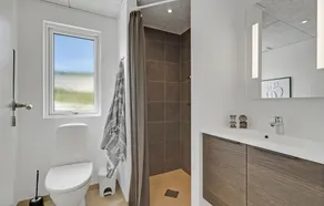 Strandhus i Hvide Sande med køkken - Image 4
