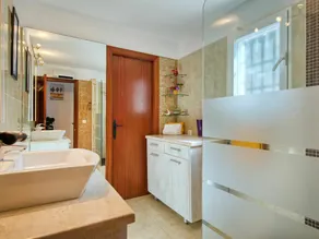 Beautiful private villa with private pool, WIFI, A/C, TV, terrace, pets allowed and panoramic view - Image 3