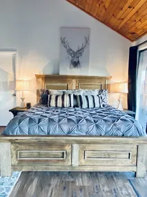 Misty Bluff Cliffside Cabin with Amazing Views from every room!   - Image 5