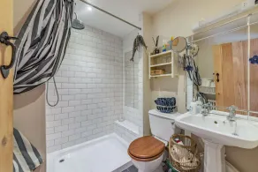 An impressive five bedroom country home in the heart of the Cotswolds - Barnsley Cottage - Image 4