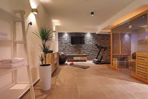 Luxusvilla Cecilia mit 4 Schlafzimmern mit Bad, 250 m vom Strand in Podstrana entfernt, max. 8 Personen - Image 2