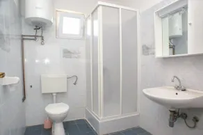 Studio Appartement am Strand Kustici, Pag (AS-4129-c) - Image 2