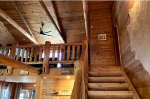 Beautiful Log Cabin on 34 Acres at Mark Twain Lake! - Image 2