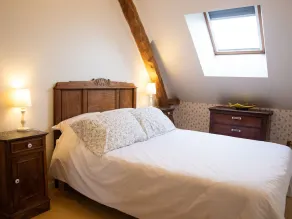 Peaceful Gîte for 6 near La Flèche Zoo with Garden, BBQ, and WiFi - Image 5