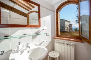 Lovely cottage with outdoor patio and small terrace. Panoramic pool and bbq. - Image 3
