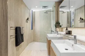 Luxurious 3BR Penthouse – Ideal for Families & Executive Stays - Image 2