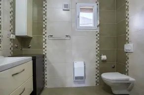 Hermosa villa, piscina climatizada, chimenea, traslado gratuito al aeropuerto, auto en casa - Image 2