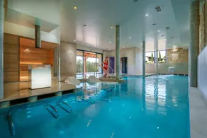 New Luxury 2-Bett-Villa mit Jacuzzi auf Chateau Weingut Estate Villa Corduries - Image 2