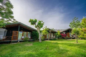 Etenna Beach Bungalows - Image 4