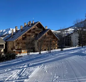 Apartment in Le Sauze with unobstructed mountain views - Image 5