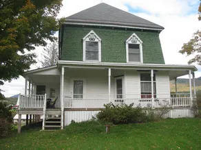Marsh Brook is a beautiful farmhouse located in the heart of the Green Mountains - Image 5