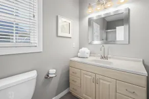 214 Shoreland - Image 3