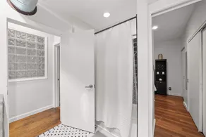 Short North Loft, Free Parking, Sleeps 2 - Image 4