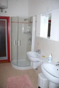 Cozy house with a fantastic view of the ocean from every room, free Wi-Fi - Image 3