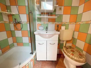 Holiday apartment with 3 bedrooms and balcony - Image 2