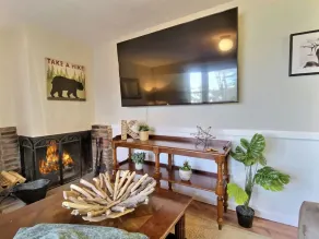 DoubleDen- AC, Hot Tub, Fire pit, Grill, Game Room - Image 3