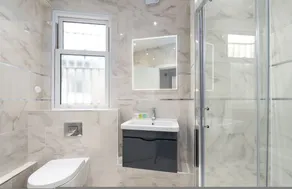 Stunningly Luxurious London Apartment (MHB350) - Image 3