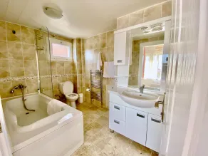 Stunning Villa Semira, Perfect Condition, Private Pool & 1000m2 Garden,WIFI - Image 2