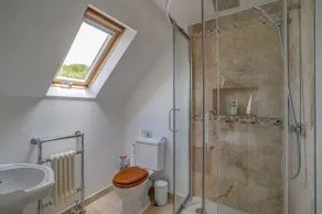 Spring Hill Cottage | Oxfordshire Holiday Let | 2 Beds & Sleeps 4 - Image 3
