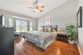 Bella Terra - Top floor condo with Lake Views! - Image 5