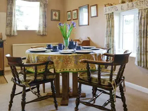 2 Schlafzimmer Unterkunft in Near Masham - Image 5